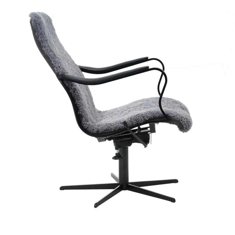 Chic fåtölj låg – fårskinn scandinavian grey