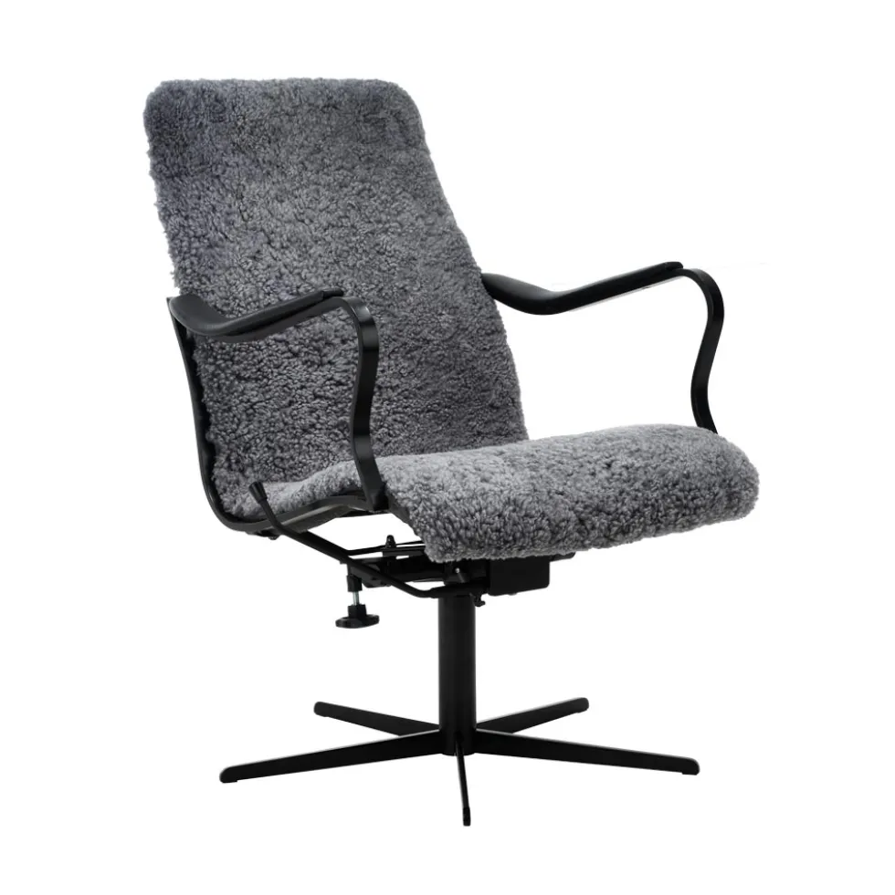 Chic fåtölj låg – fårskinn scandinavian grey
