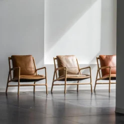 Dedo Easy Chair – läder dakar stone/ vitoljad ek