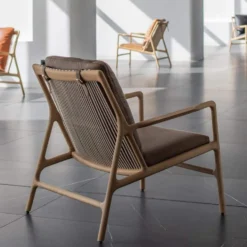 Dedo Easy Chair – läder dakar svart/ vitoljad ek