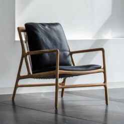Dedo Easy Chair – läder dakar svart/ vitoljad ek