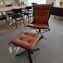 Falcon First fåtölj + pall rea