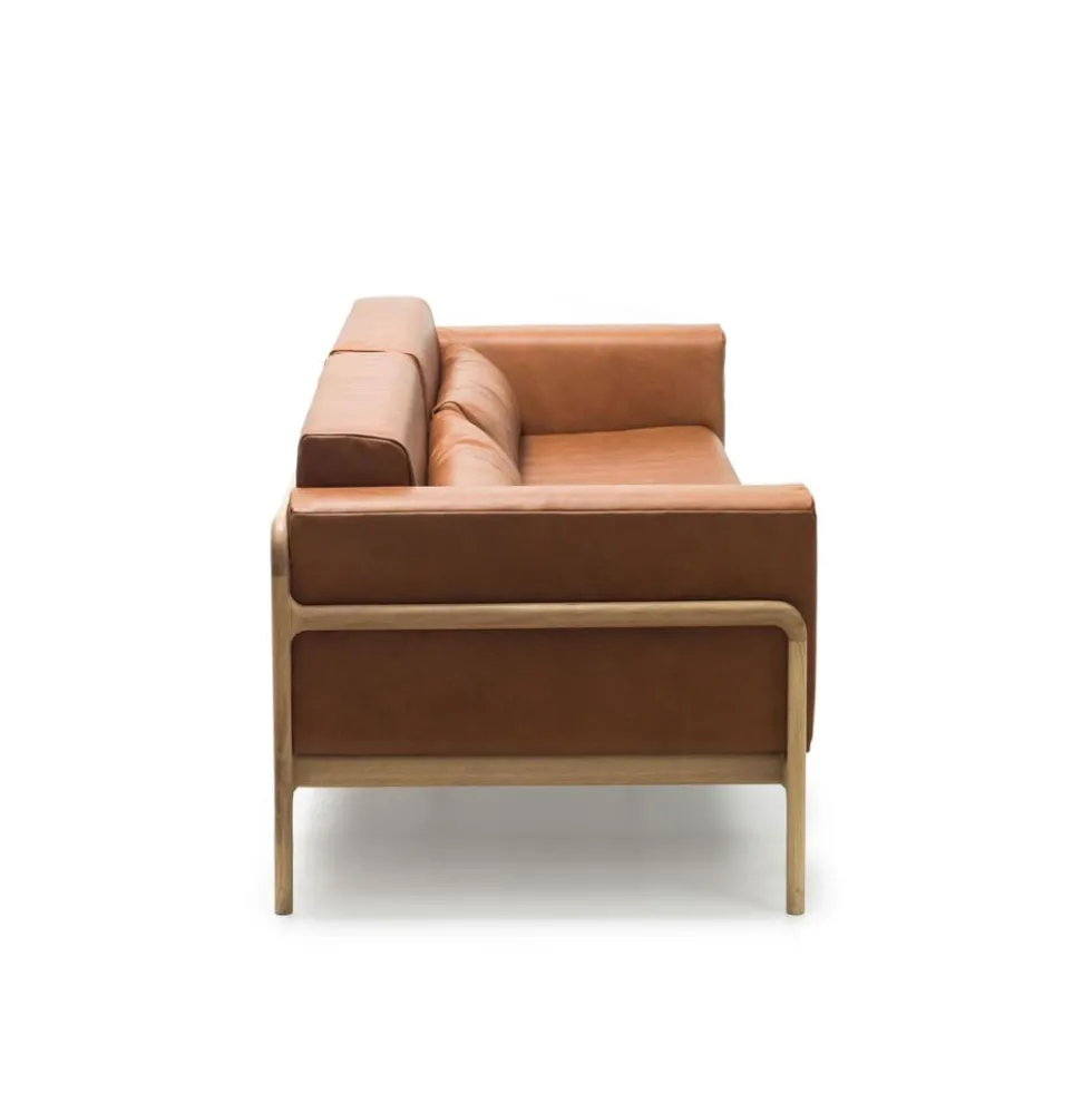 Fawn soffa 3-sits – läder dakar whisky/ vitoljad ek
