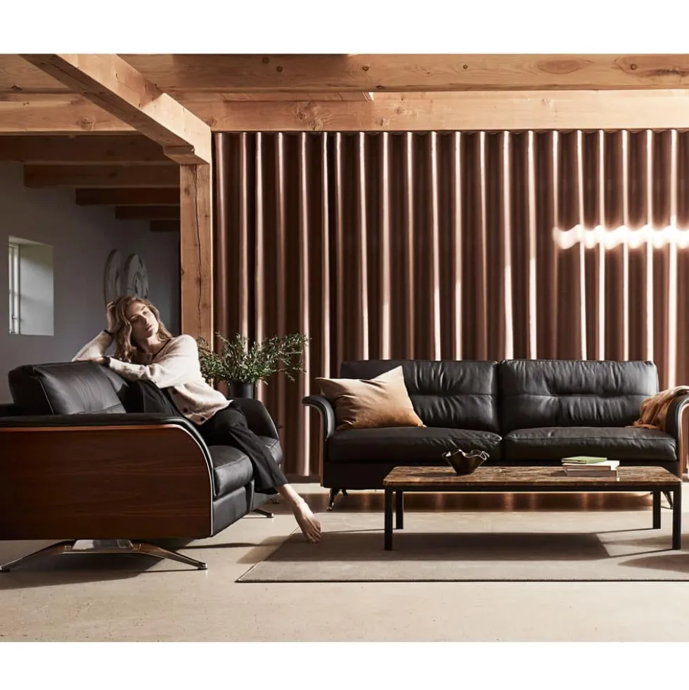 Glow 3-sits soffa – läder savoy svart/ valnöt