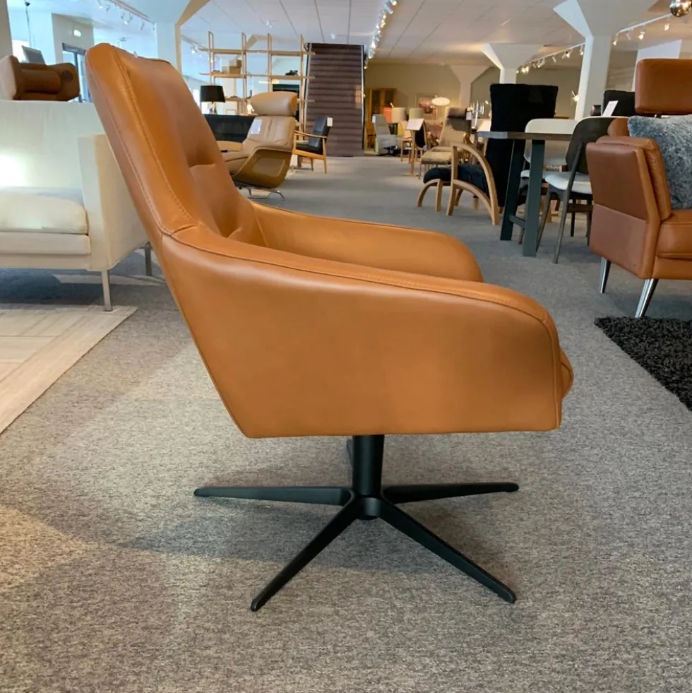 Neapel fåtölj – läder semi light cognac