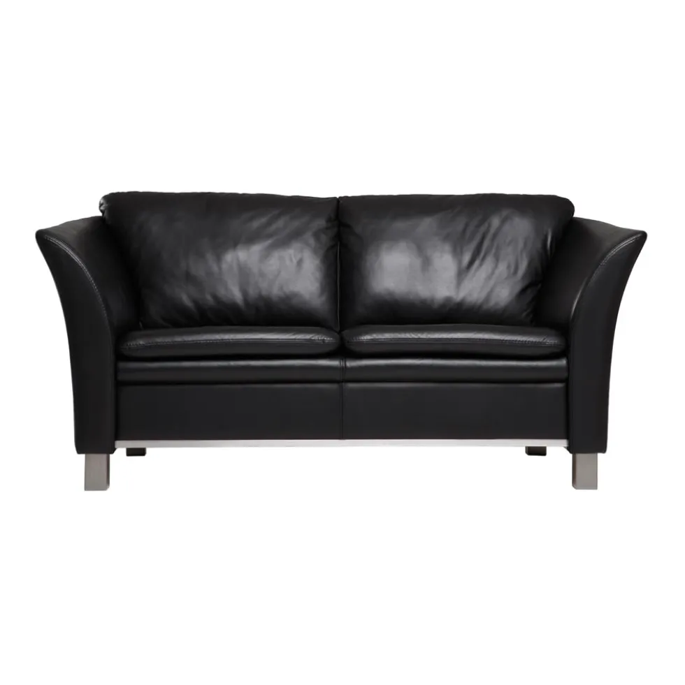 Wing soffa 2,5-sits – läder 5002sv svart